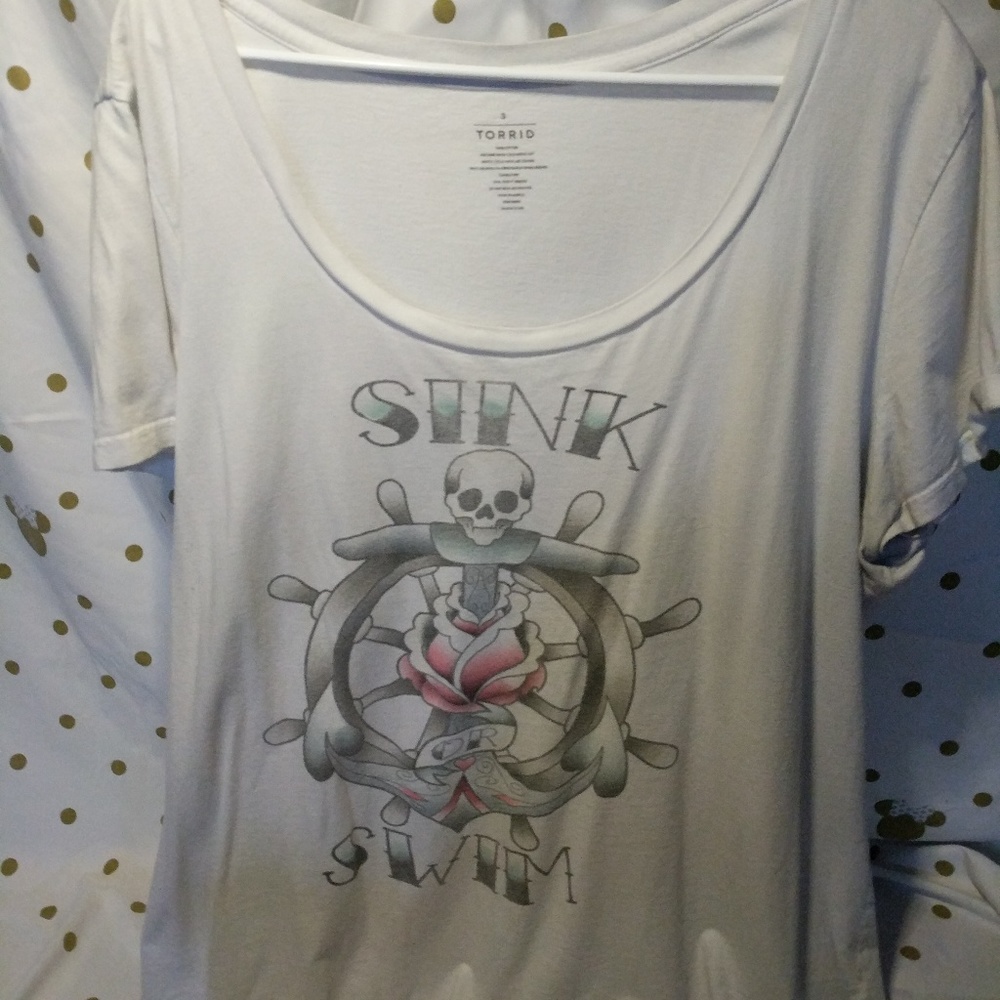 Classic Torrrid - Sink or Swim Tee - Size 3